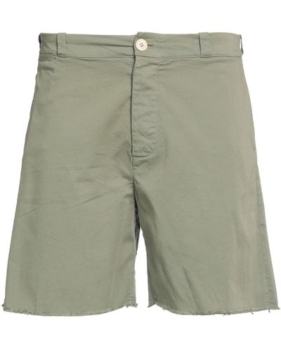 B'Sbee Shorts & Bermuda Shorts - Green