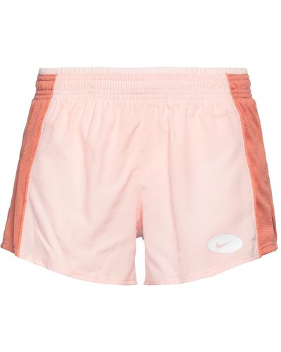 Nike Shorts & Bermuda Shorts - Pink