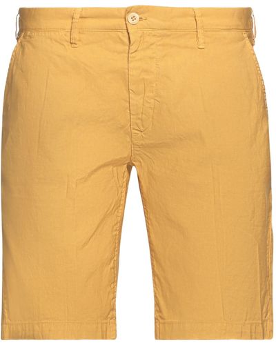 UNIFORM Shorts & Bermuda Shorts - Orange