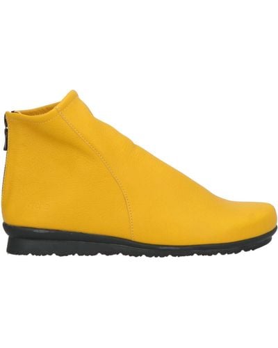Arche Ankle Boots - Yellow