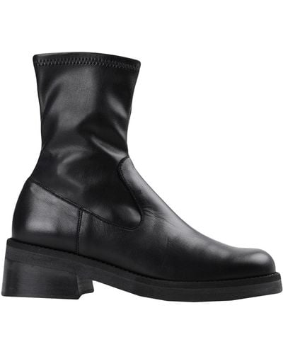 E8 By Miista Ankle Boots - Black