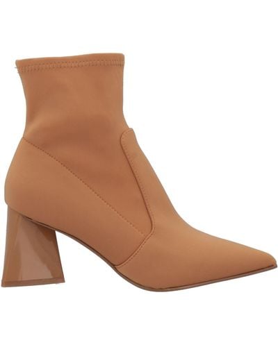 Steve Madden Ankle Boots - Brown