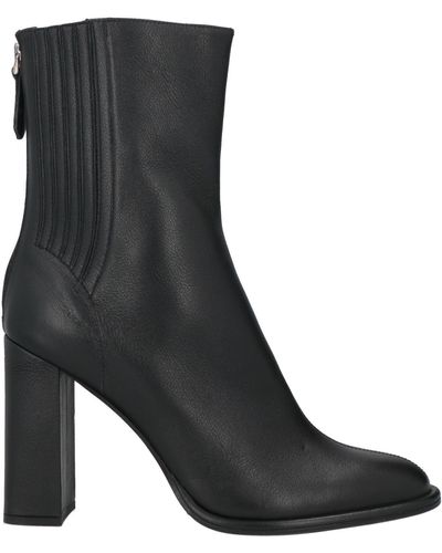 Chantal Ankle Boots - Black