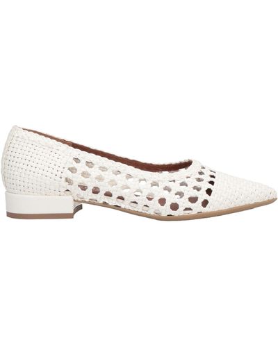 Natural Pas De Rouge Shoes for Women | Lyst