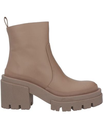 Eqüitare Ankle Boots - Brown