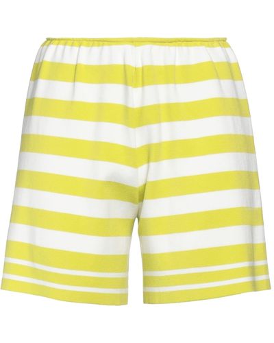 Kaos Shorts & Bermuda Shorts - Yellow