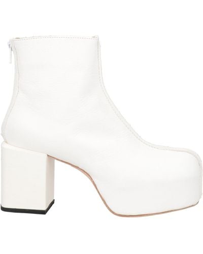 Moma Ankle Boots - White