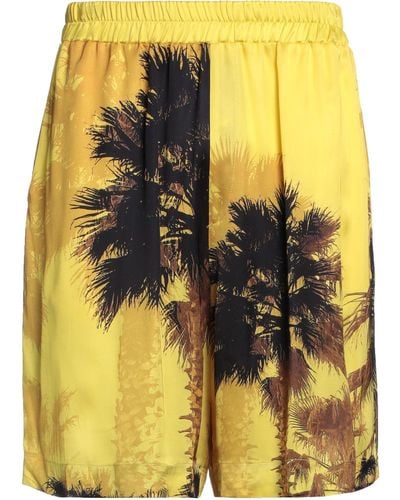 Laneus Shorts & Bermuda Shorts - Yellow