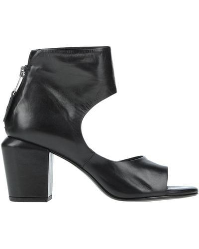 Elena Iachi Court Shoes - Black