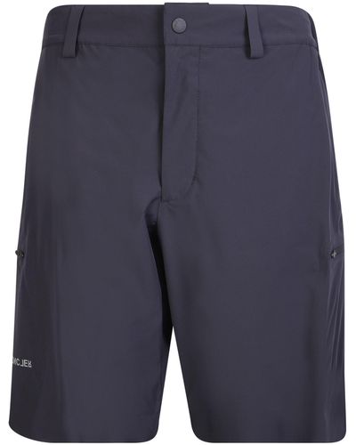 3 MONCLER GRENOBLE Shorts & Bermudashorts - Blau