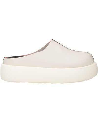 Barracuda Mules & Clogs - White