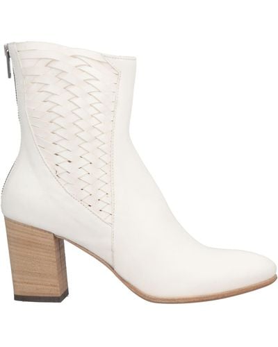 Pantanetti Ankle Boots - White