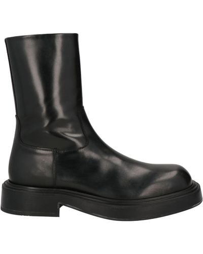 Ferragamo Ankle Boots Calfskin - Black