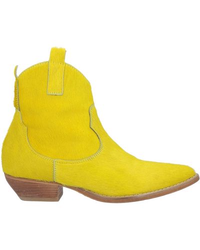P.A.R.O.S.H. Ankle Boots - Yellow