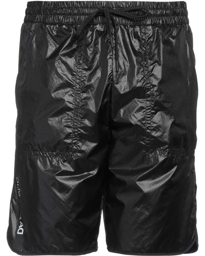 3 MONCLER GRENOBLE Shorts & Bermuda Shorts - Black
