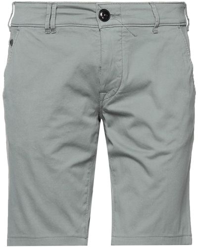 CYCLE Shorts & Bermuda Shorts - Grey