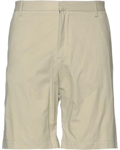 CHOICE Shorts & Bermuda Shorts - Green
