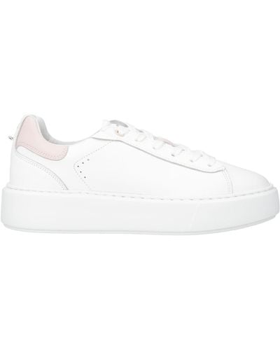 Ambitious Sneakers - White