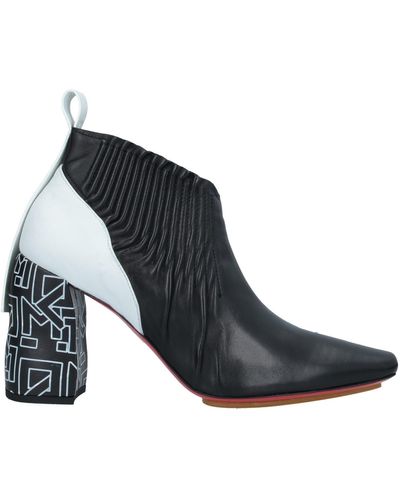 Malloni Ankle Boots - Black