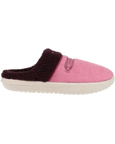 Amazon.com | FLUFFYFUN Plush Sneaker Slippers Men/Women L (8.5-10.5) |  Slippers