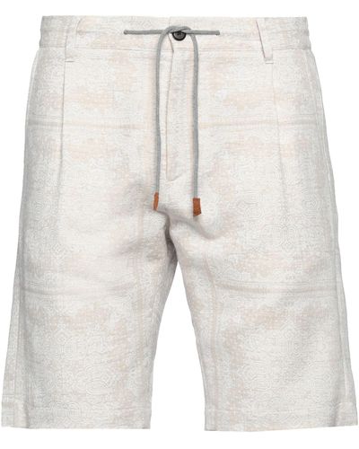 Eleventy Shorts & Bermuda Shorts - White