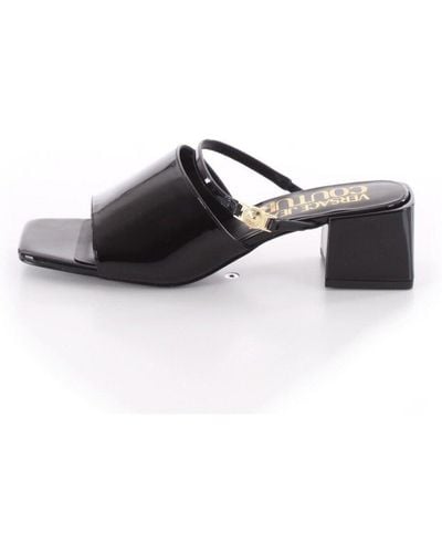 Versace Jeans Couture Mules & Zuecos - Negro