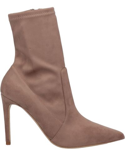Ninalilou Ankle Boots - Brown