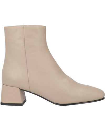 Bibi Lou Boots for Women | Online Sale up to 70% off | Lyst