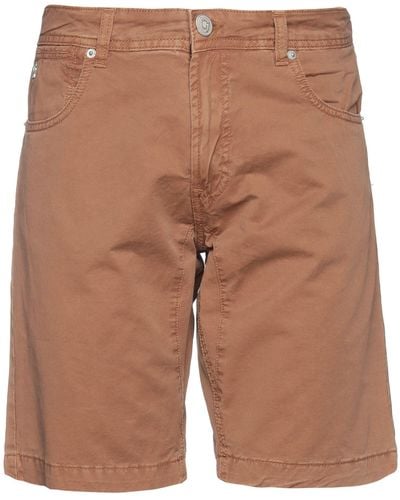 GAUDI Shorts & Bermuda Shorts - Brown