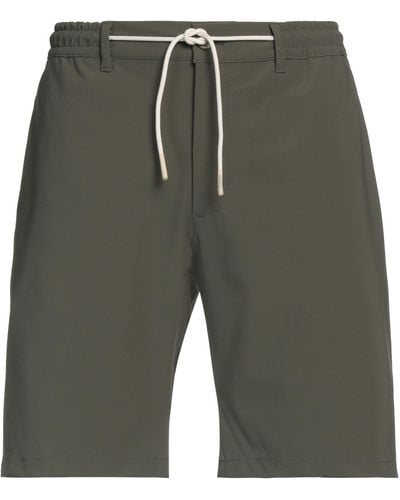 Cruna Shorts & Bermuda Shorts - Green