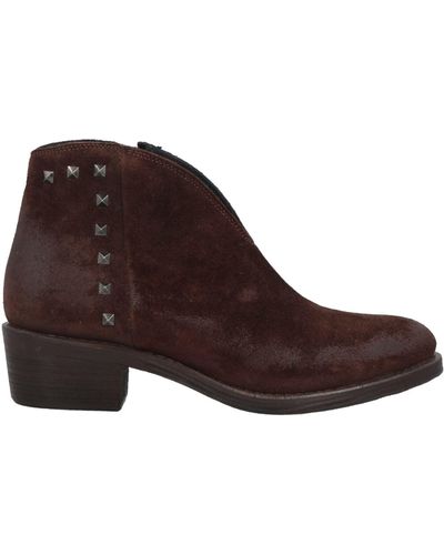 Keb Ankle Boots - Brown