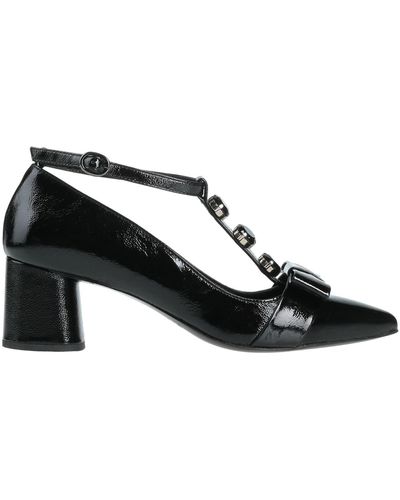 Emanuela Passeri Court Shoes - Black