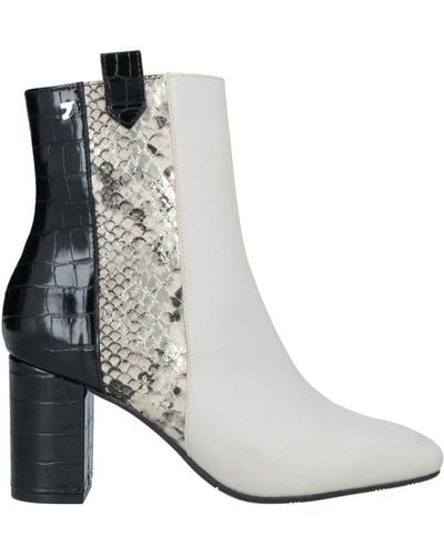 Gioseppo Ankle Boots - White