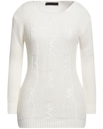 Exte Sweater - White