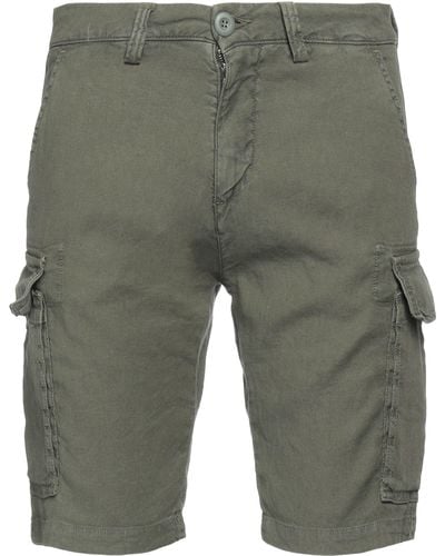 Modfitters Shorts & Bermuda Shorts - Grey