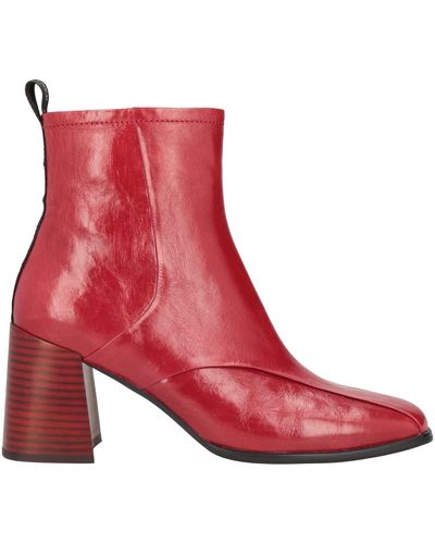 Jeannot Ankle Boots - Red