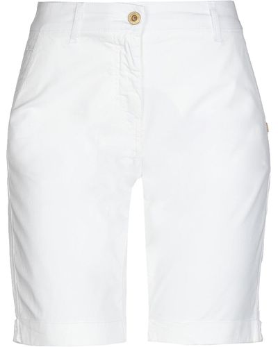Aeronautica Militare Shorts & Bermuda Shorts Cotton, Elastane - White