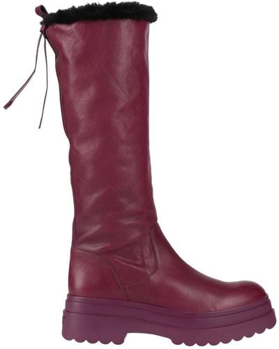 Red(V) Boot - Purple