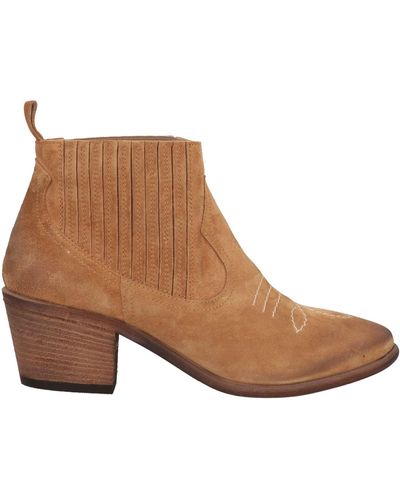 JE T'AIME Ankle Boots - Brown