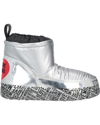 Love Moschino Ankle Boots - White