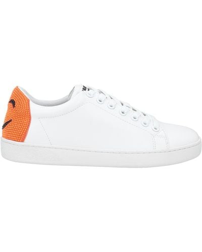 Lola cruz shop tennis shoes