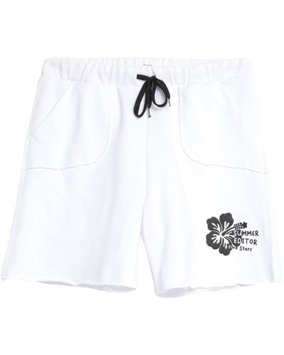 Saucony Shorts & Bermuda Shorts Cotton - White