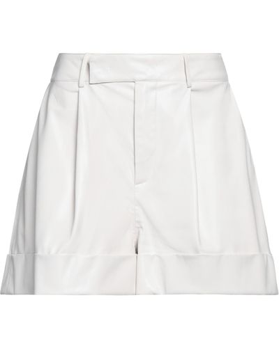 Jijil Shorts & Bermuda Shorts - White