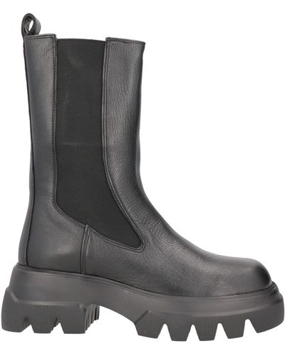 COPENHAGEN Ankle Boots - Black