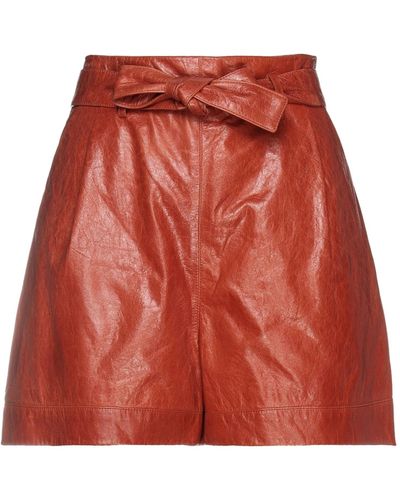 DROMe Shorts & Bermuda Shorts - Red
