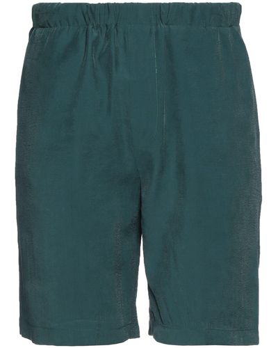 C.9.3 Shorts & Bermuda Shorts - Green
