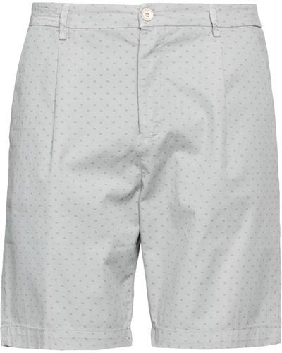 Yan Simmon Shorts & Bermuda Shorts - Gray