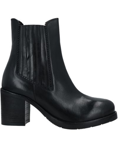 Manas Boots for Women | Online Sale up to 80% off | Lyst