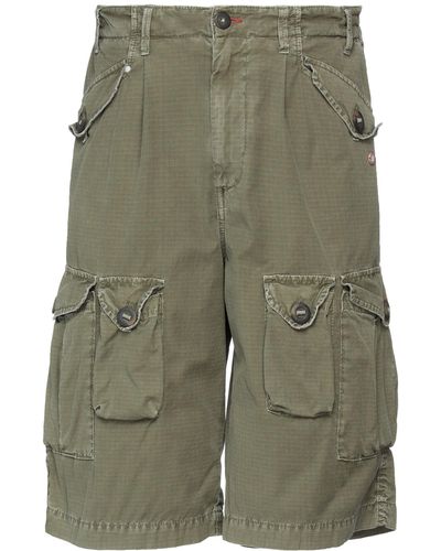 Berna Shorts & Bermuda Shorts - Green