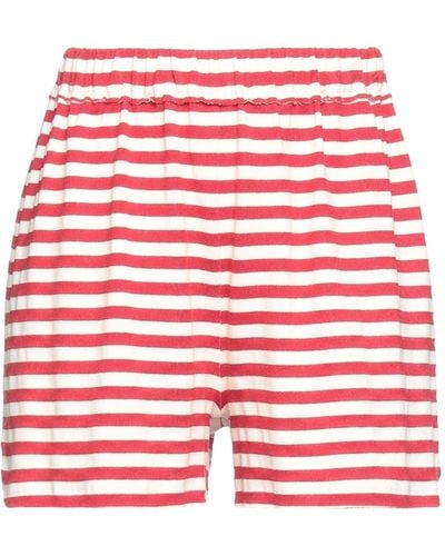 Emma Shorts & Bermuda Shorts - Red